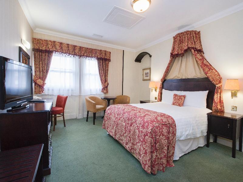 The Whitehouse 4* Worcester